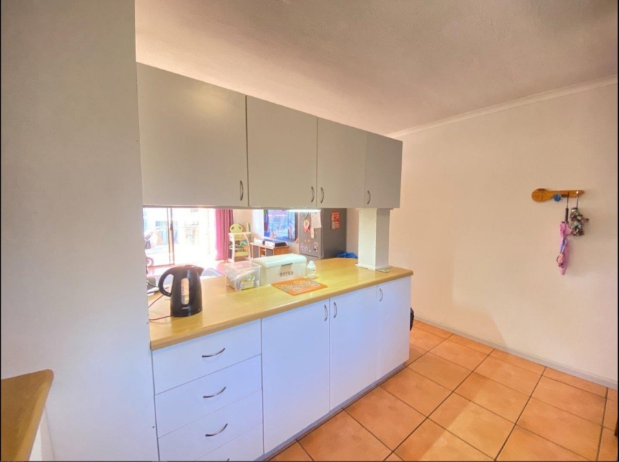 2 Bedroom Property for Sale in Hartenbos Central Western Cape